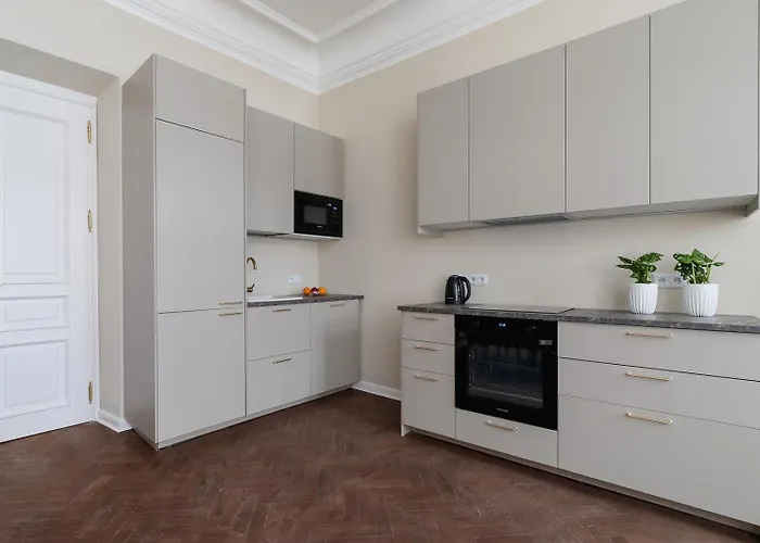 3 Bedroom Apartment With The Balcony - Rejtana 10